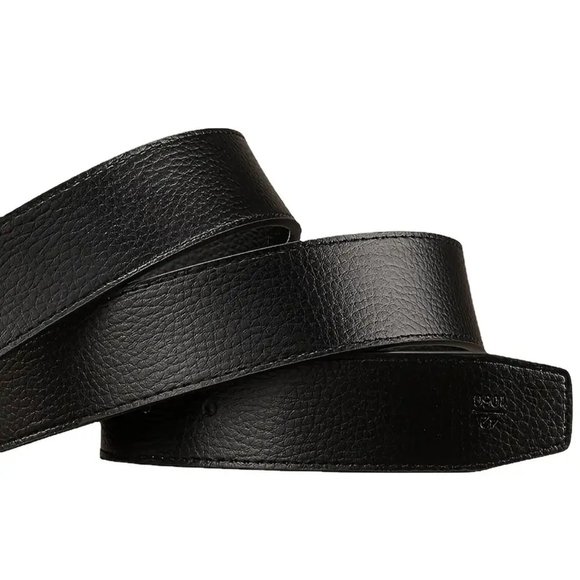 The Unisex Fashion Designer Leather Belt with Smooth Alloy V Buckle in Silver - Picture 2 of 3